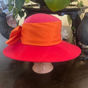 Whittall & Shon vintage Doeskin pink orange and red wool hat. Made in USA
